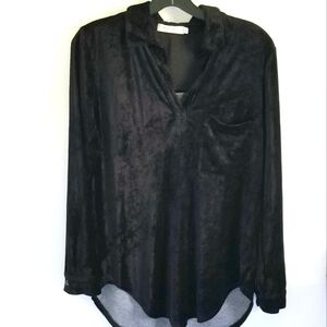 Velvet pullover black shirt
